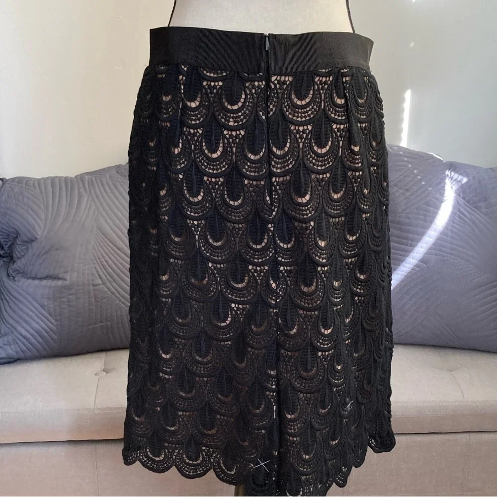 NWT Ann Taylor Black Guipure Lace Evening Skirt size 8 T